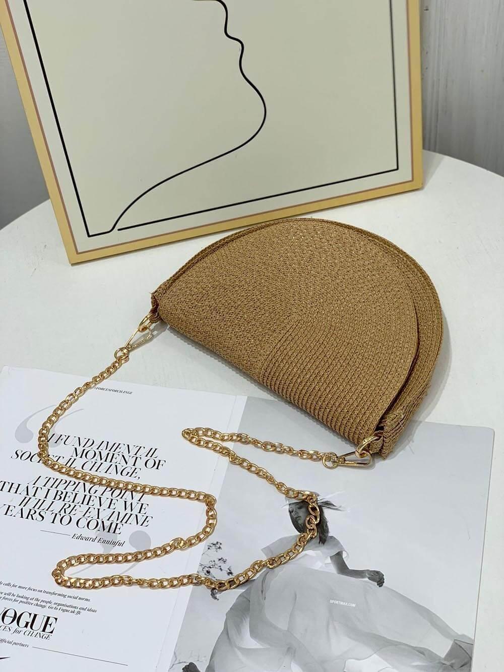 Semicircle Braided Small Fragrant Chain Straw Bag - NuaVibe