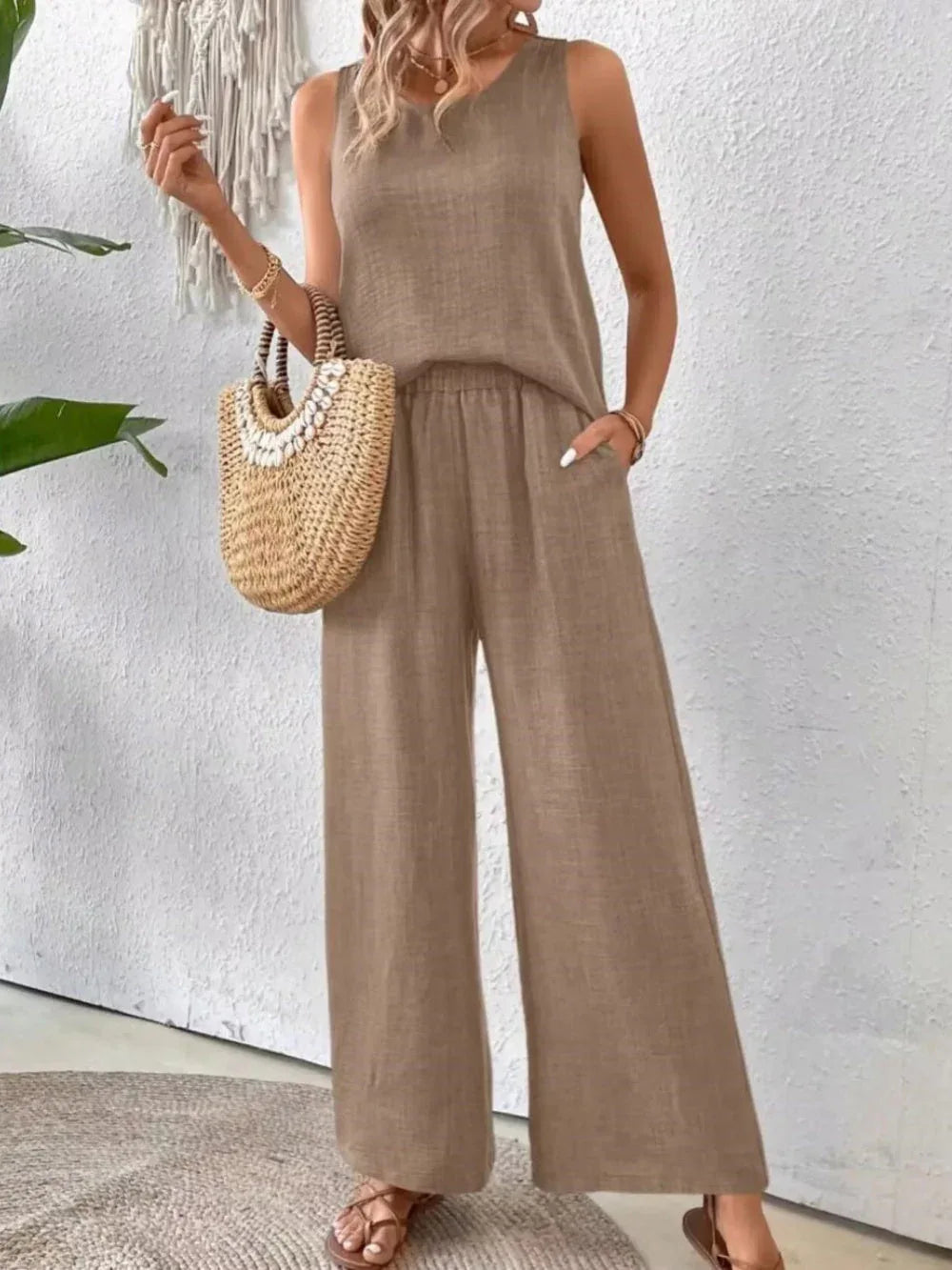 Solid color back hollow lace set - NuaVibe