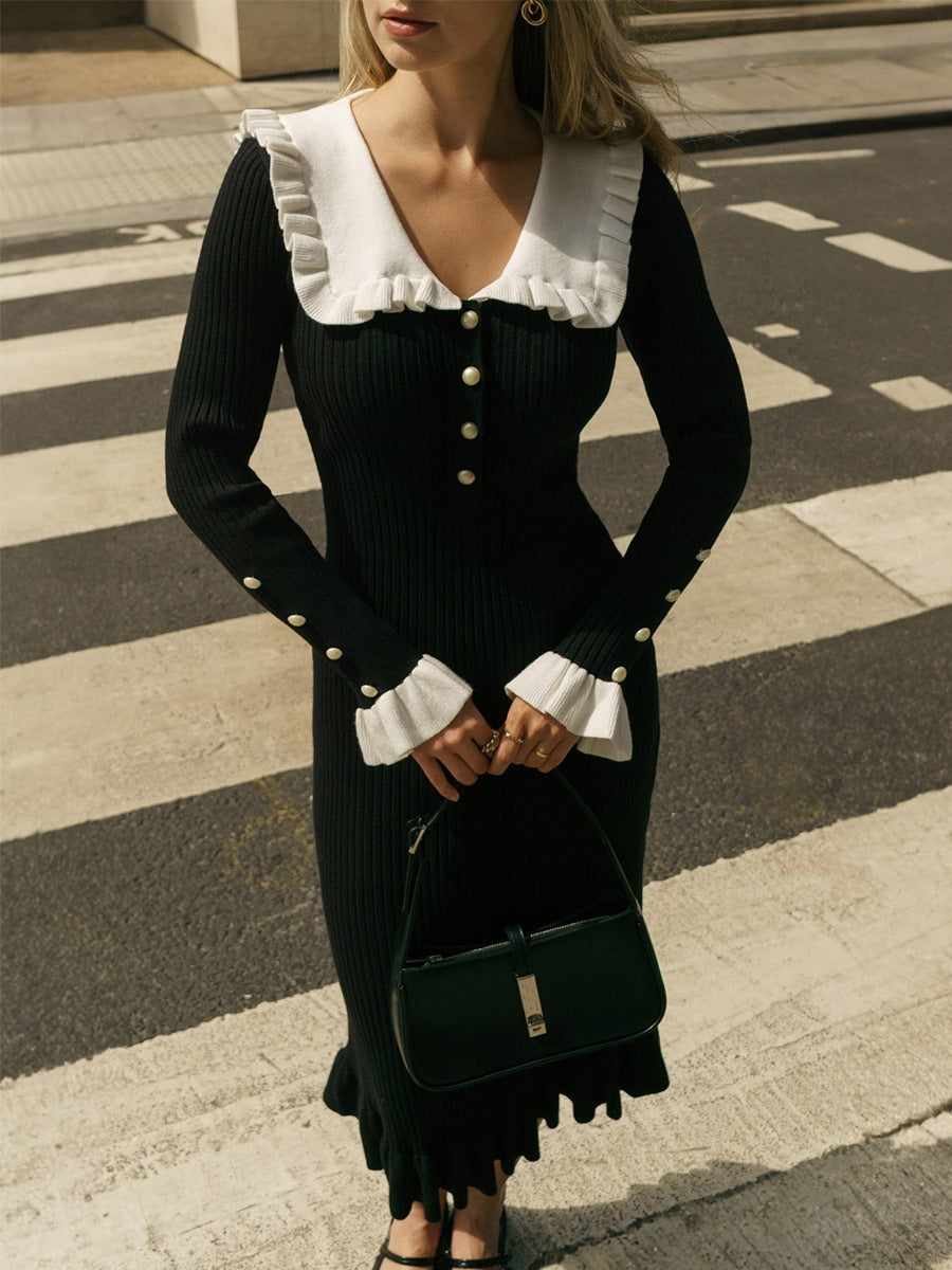 Ruffled long-sleeved knitted midi dress