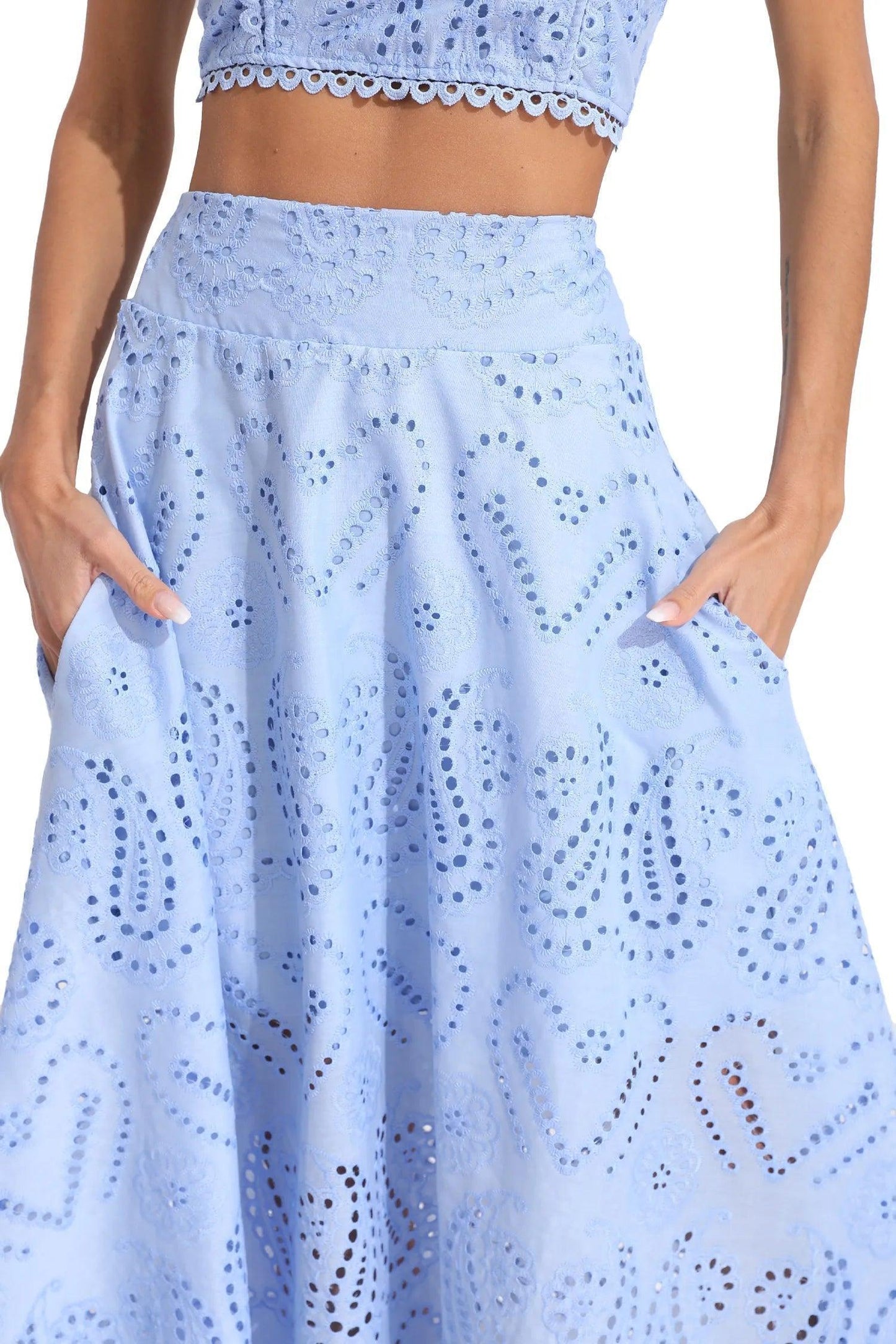 Halia Blue Embroider Sleeveless Set - NuaVibe