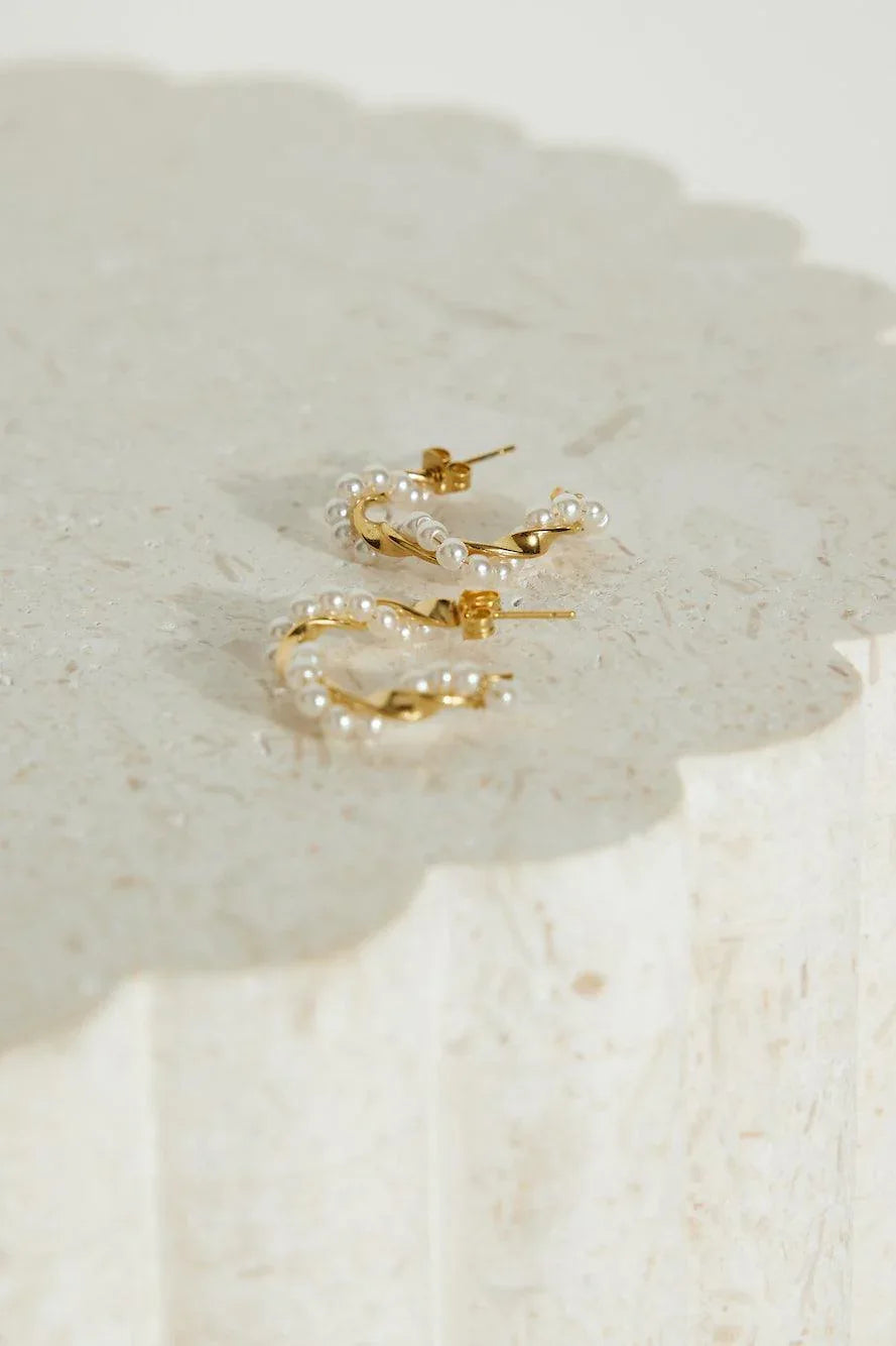 18k Gold Plated Exotic Pearl Earrings Gold - NuaVibe