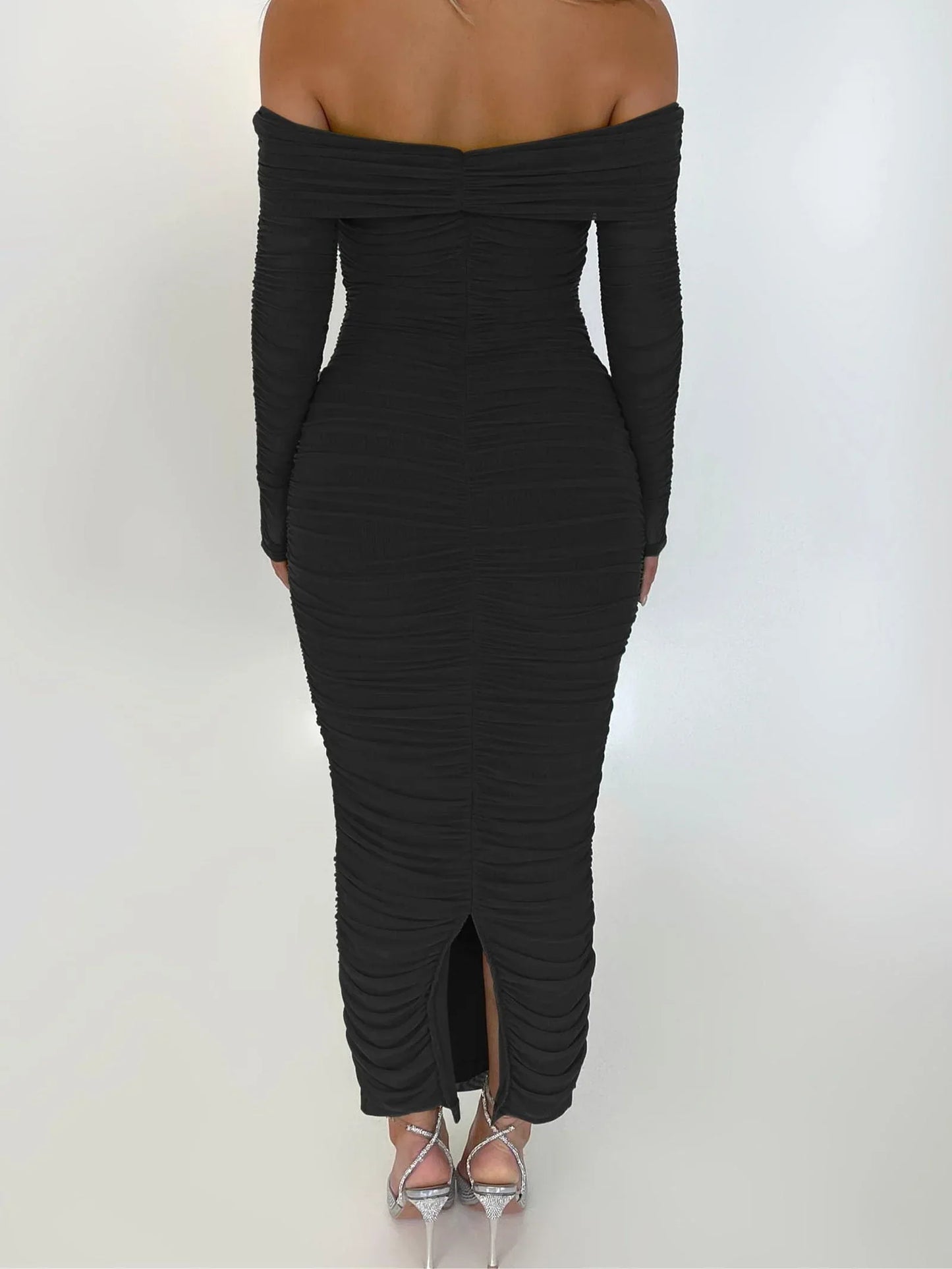 One-shoulder long-sleeved pleated slim dress - NuaVibe