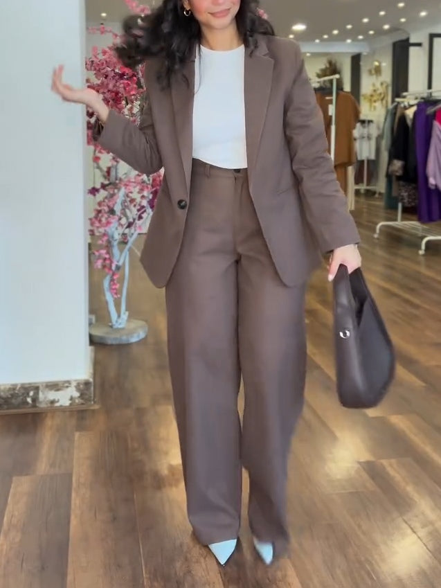 Pink Elegant and Modern Two-piece Suit