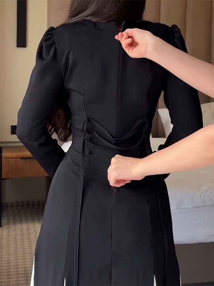 Black And White Flared Long-sleeved Maxi Dress