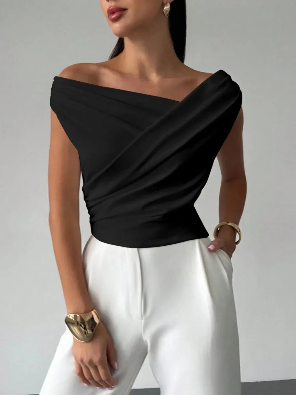 Off-shoulder fitted sleeveless crop top - NuaVibe