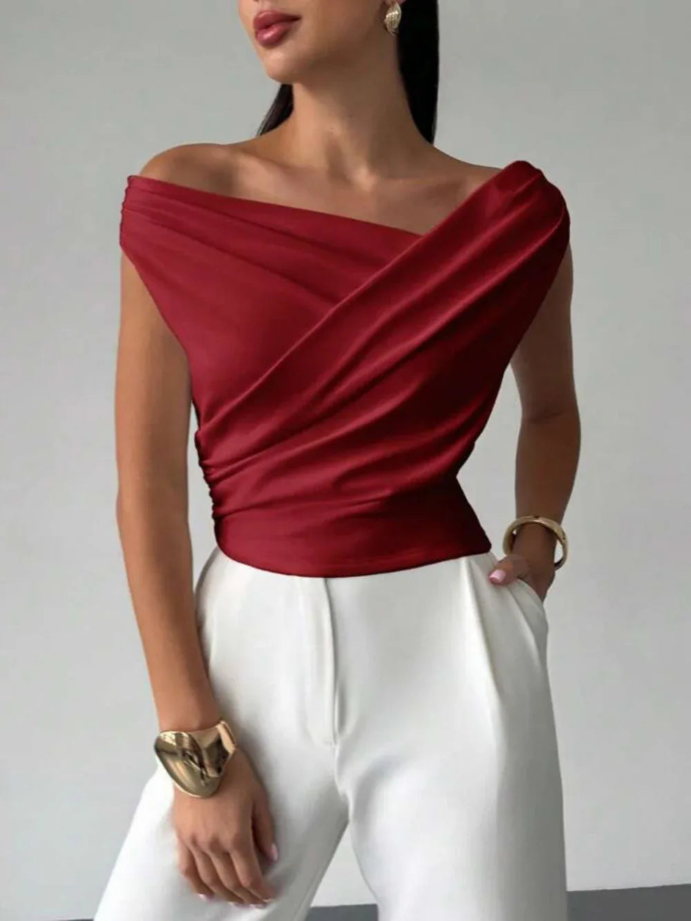 Off-shoulder fitted sleeveless crop top - NuaVibe
